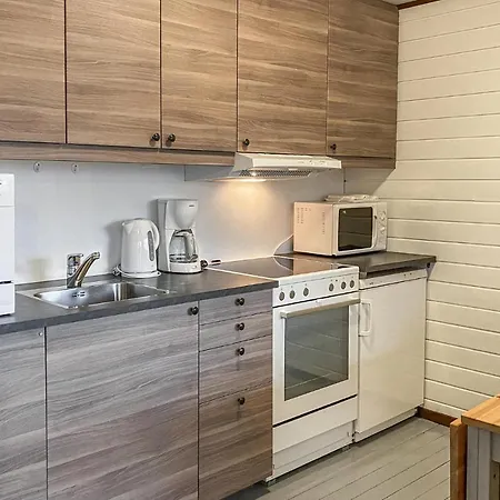 Vakantiehuis In With Sauna *